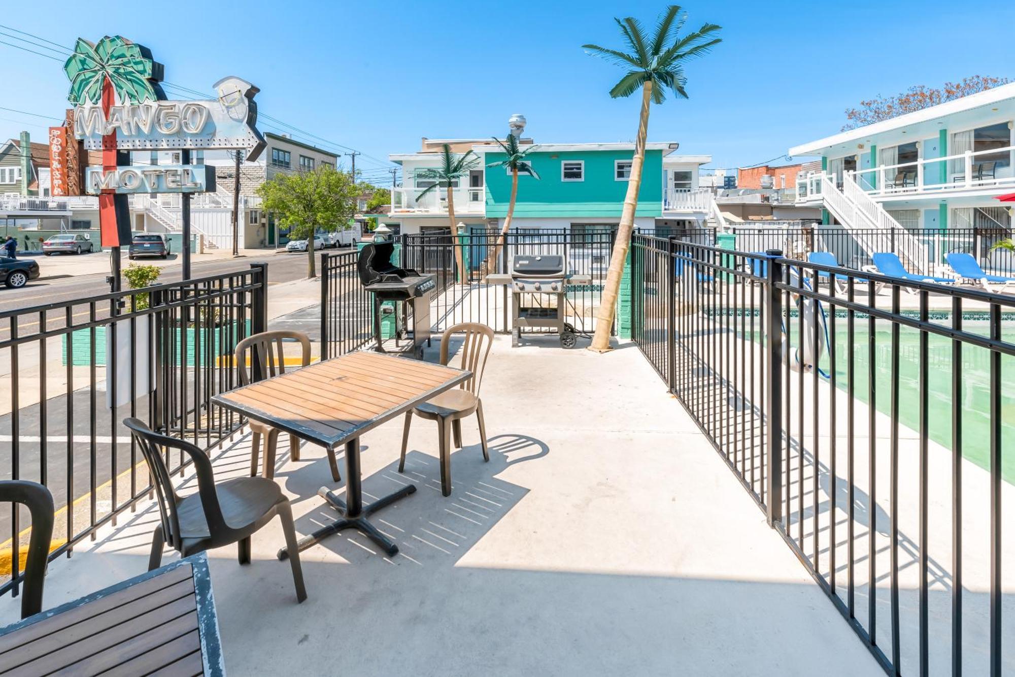 Mango Motel Wildwood Beach & Boardwalk Exterior photo